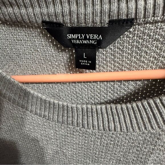Simply Vera Vera Wang Gray Asymmetrical Sweater‎ - Picture 3 of 4